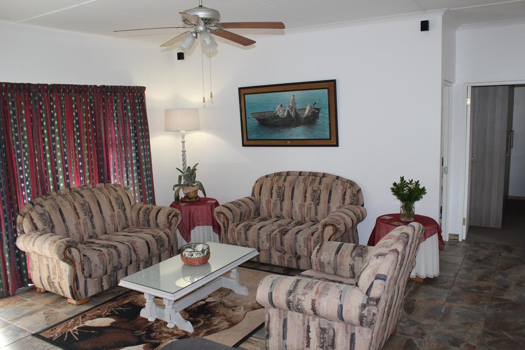 Van Biljon Cottage No Loadshedding Oudtshoorn Exteriér fotografie