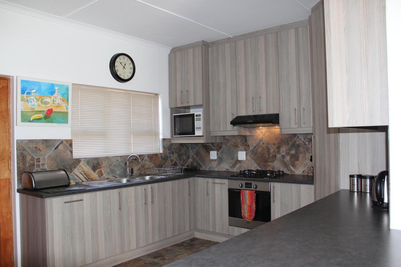 Van Biljon Cottage No Loadshedding Oudtshoorn Exteriér fotografie